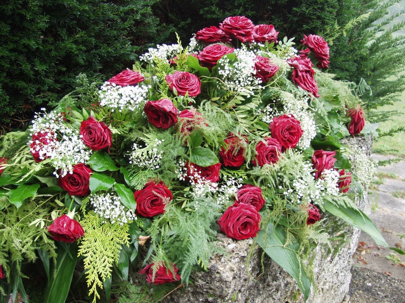 funeraire-SOLLIES TOUCAS-min_roses-61203